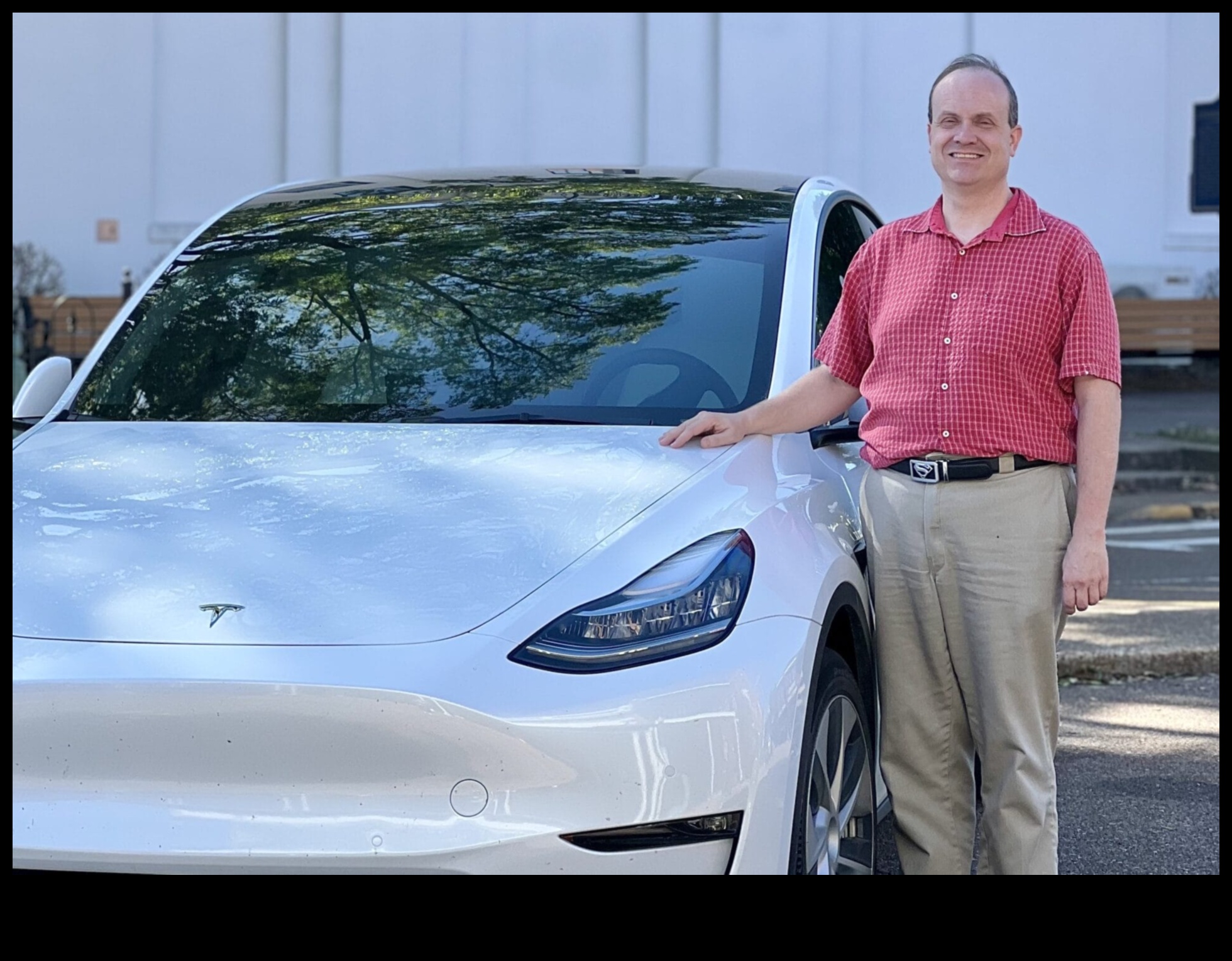 حكايات تسلا: قصص مثيرة من طليعة ابتكارات السيارات الكهربائية 4 حكايات تسلا: سجلات من طليعة ابتكار المركبات الكهربائية