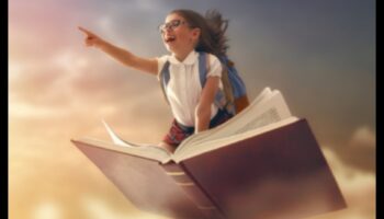 الهروب الأدبي: حيث تتراقص الكلمات عبر المناظر الطبيعية